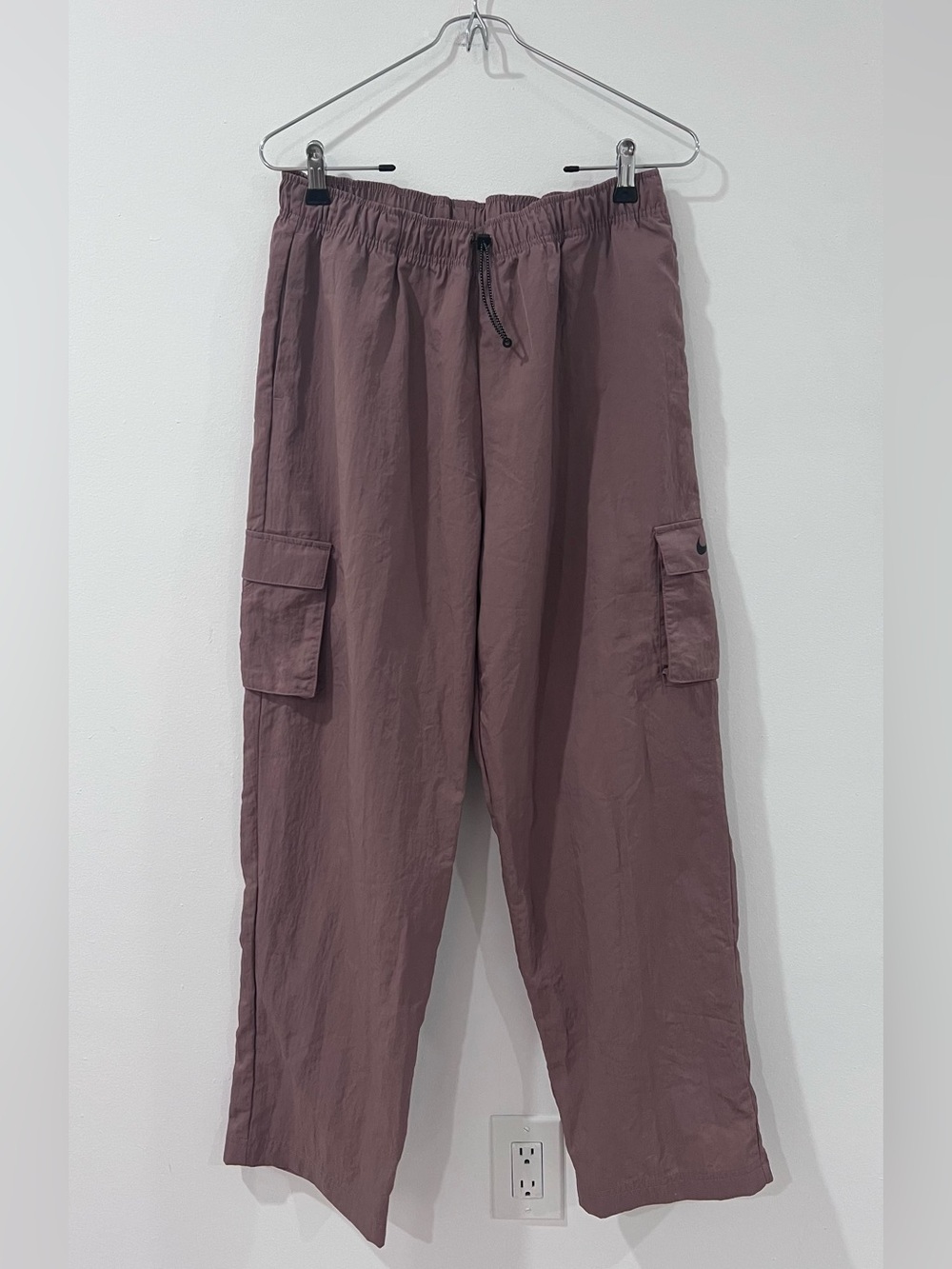 Nike Mauve Brown Cargo Pants Wide Leg Parachute Utility M
